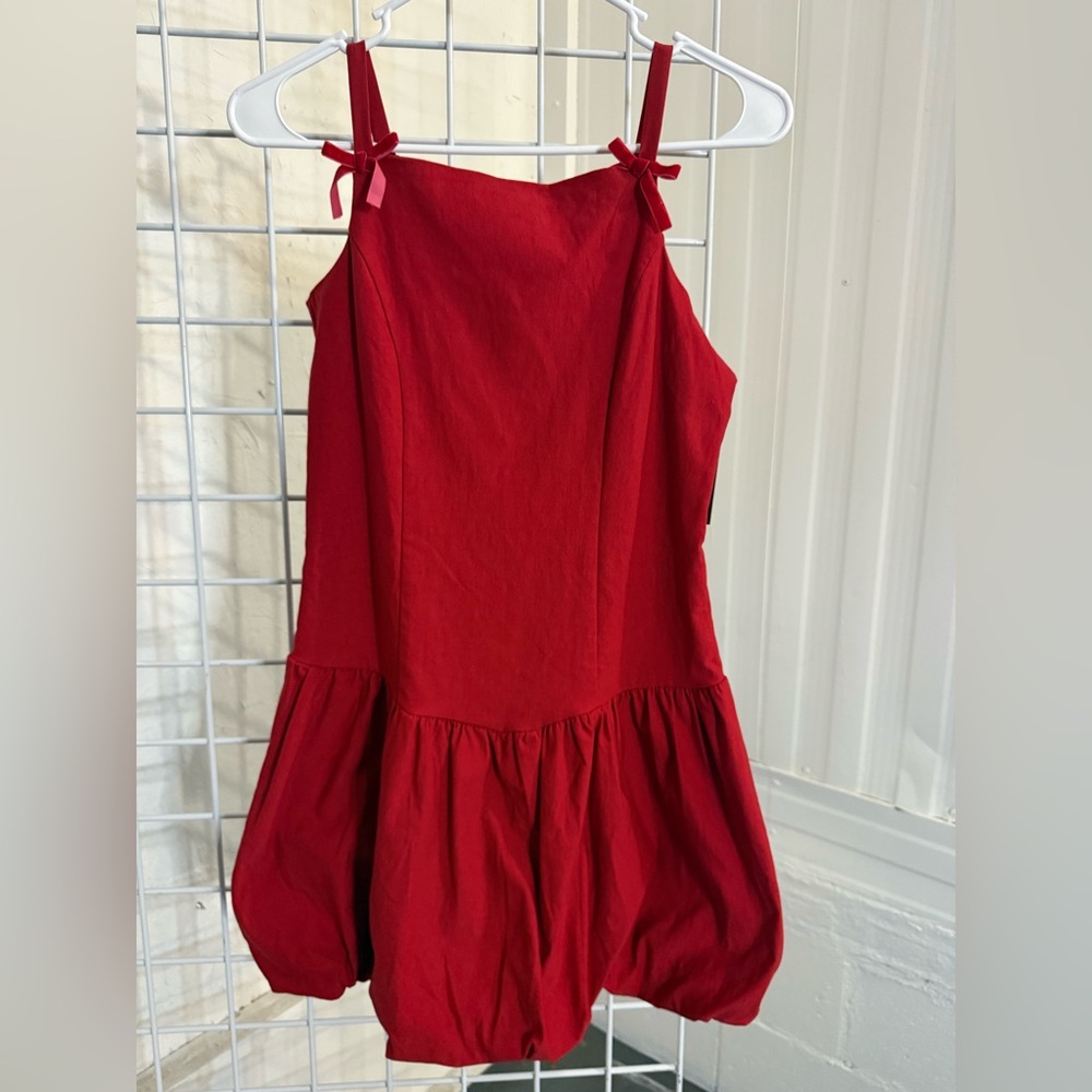 Red Sleeveless Dress with Bow Straps that are justifiable! Very CUTE XL
